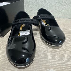 Mary Jane beg.tap girls black shoes -dance class size 10